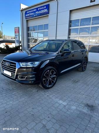 Audi Q7 3.0 TFSI Quattro Tiptronic - 2