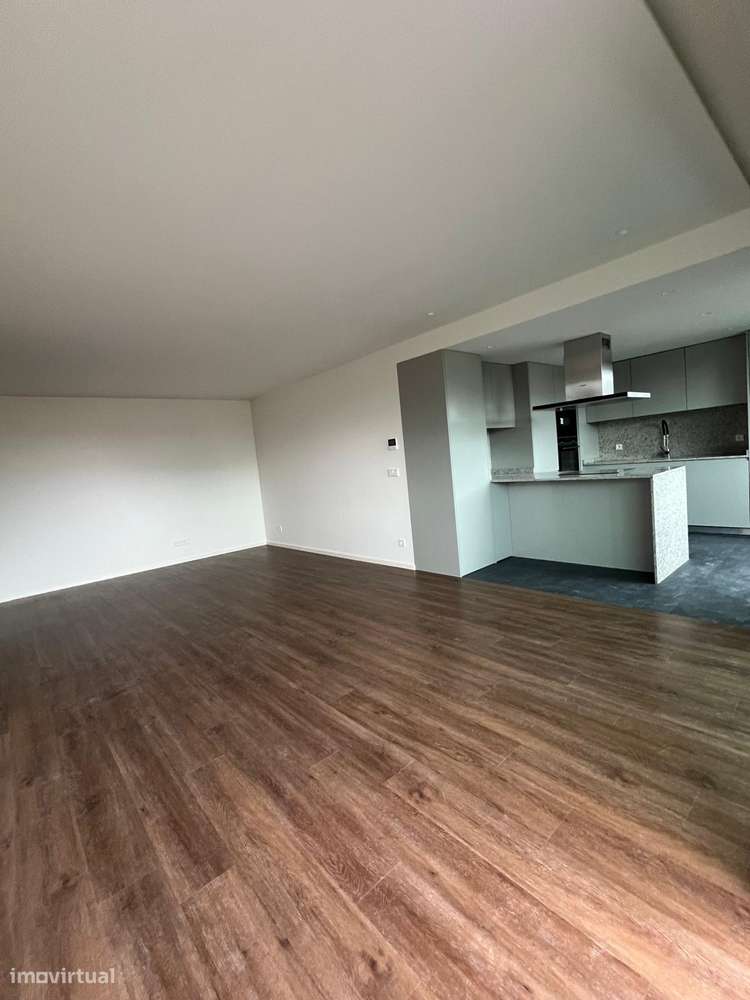 T2 Fabuloso Gaia Av.  República Metro S.  Ovídio Lugar  Garagem  Duplo-11