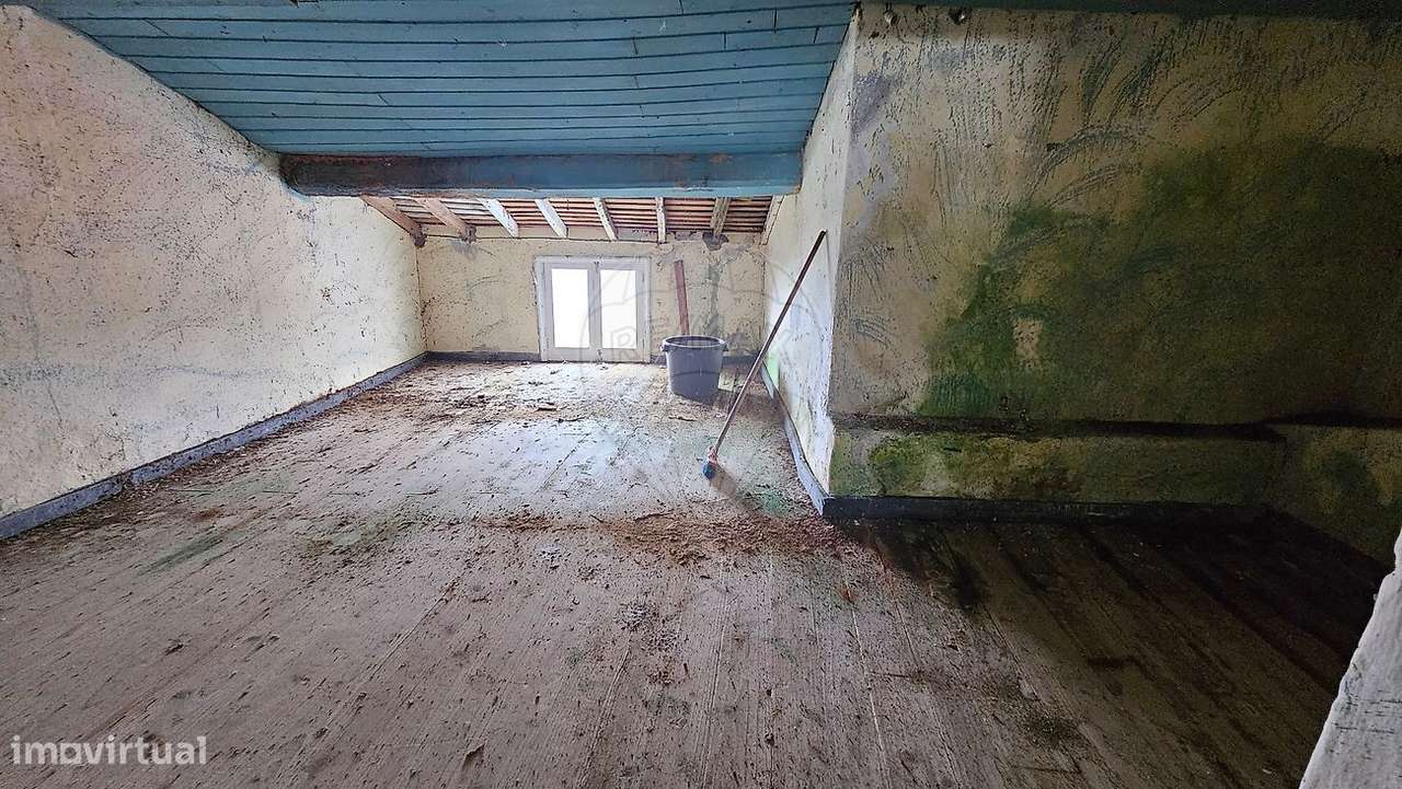 Moradia T2 para venda-10