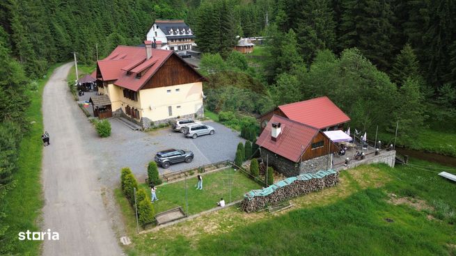 Hotel / pensiune 20 camere de vânzare în stațiunea Izvoare Maramureș-1