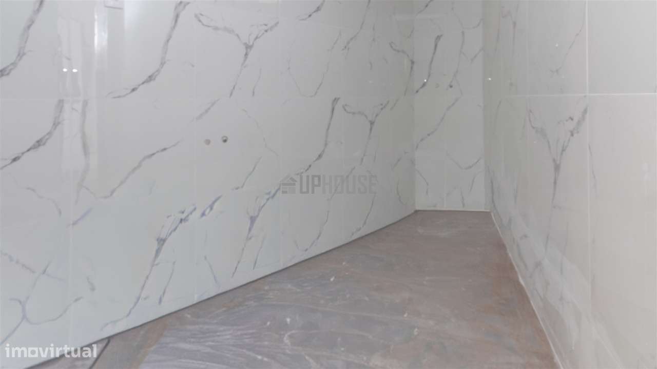 Apartamento T3 com Garagem, Totalmente Remodelado - Abraveses-5