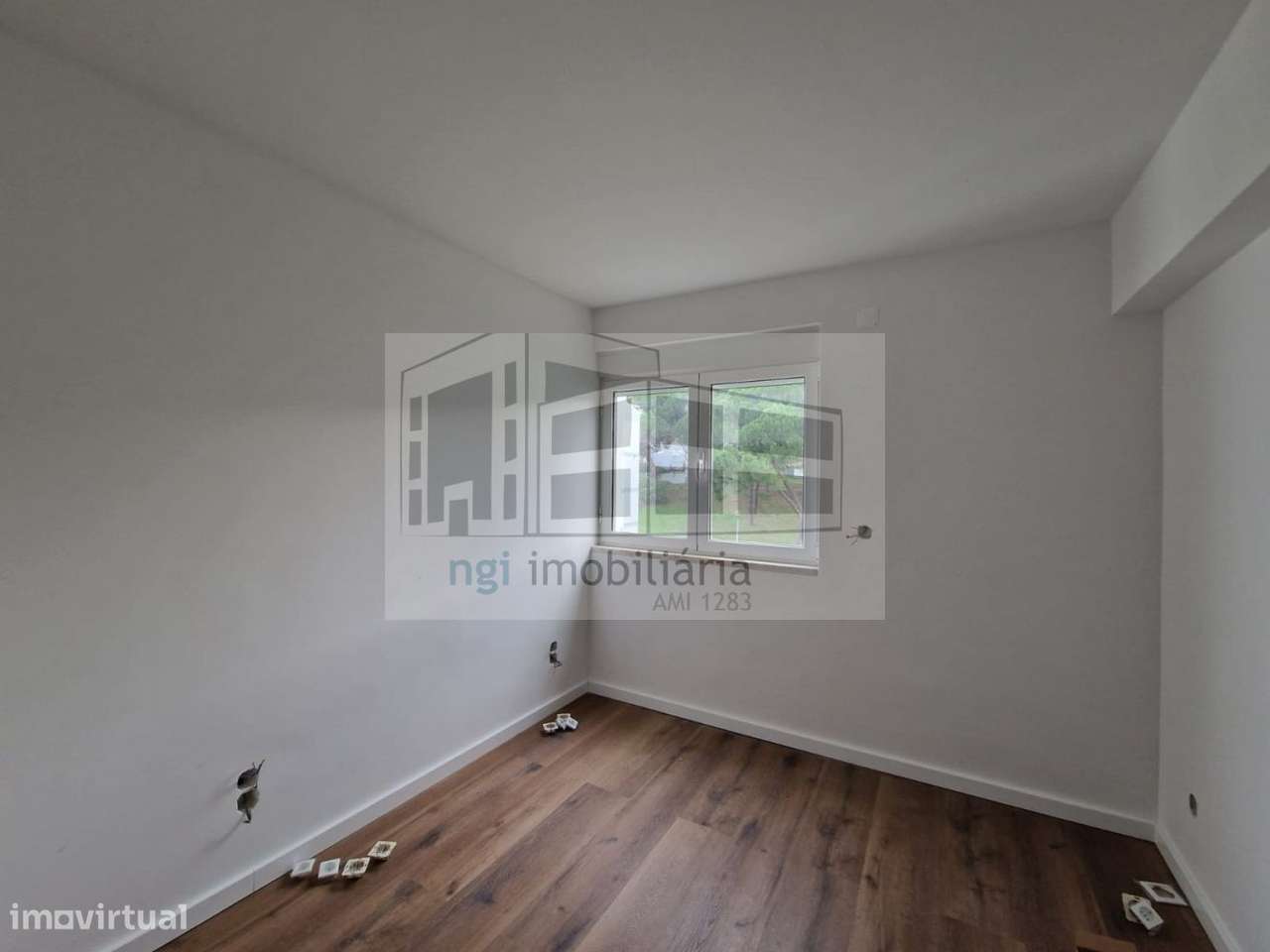 Apartamento T3 - Encarnação - Lisboa-9