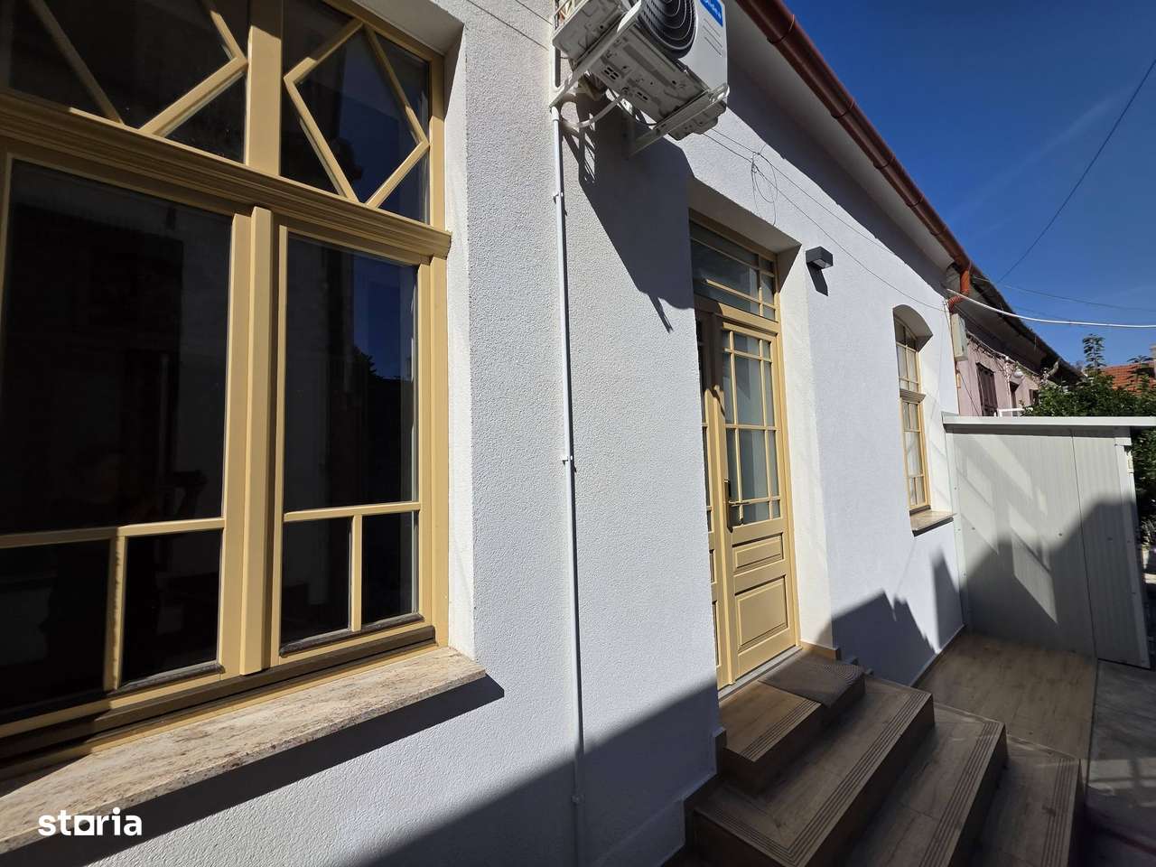 VINDEM APARTAMENT, O PROPRIETATE DEOSEBITĂ, ÎN INIMA ORADIEI-7