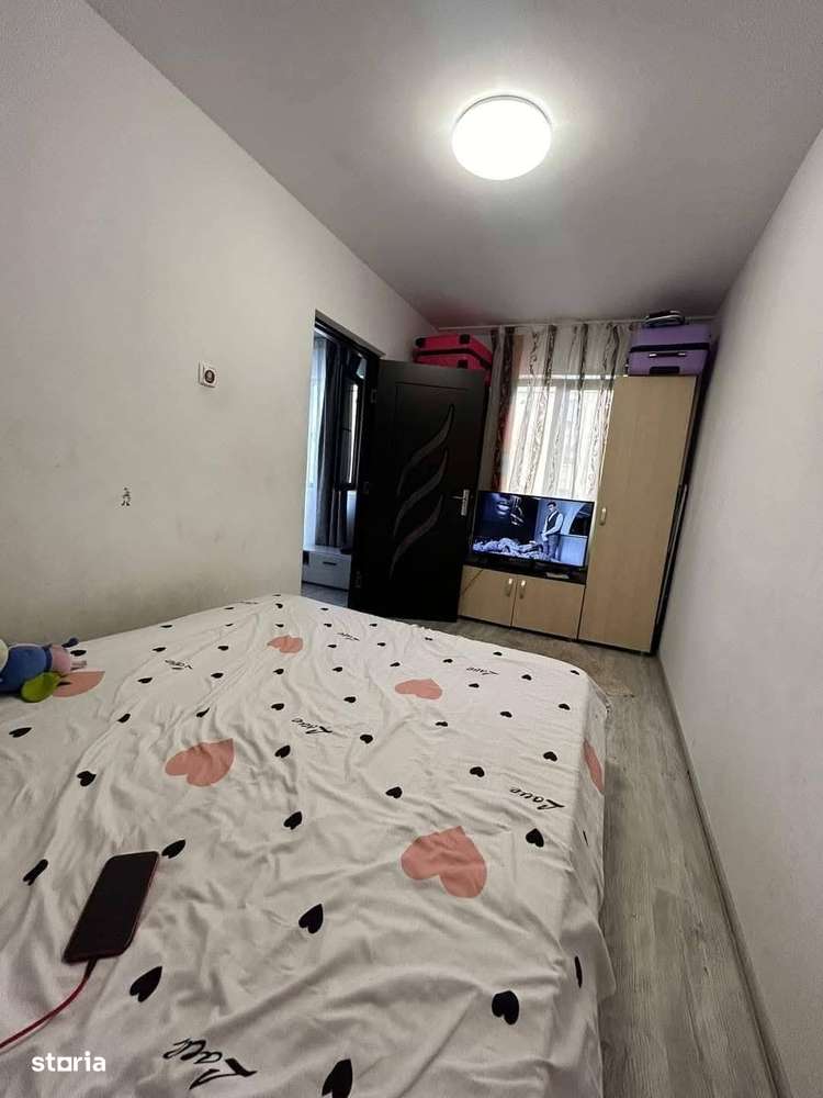 De vanzare 2 camere etajul 2 mobilat și utilat Pret 39.900 - Imagine principală: 5/6