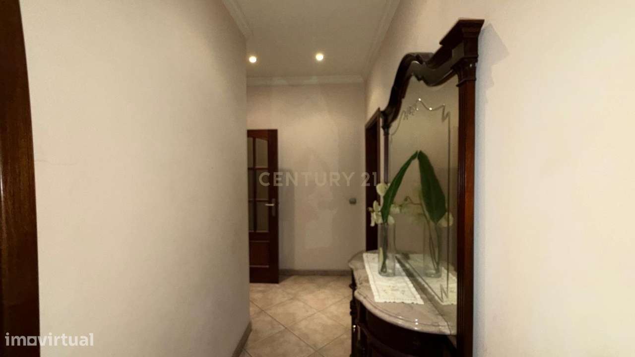 Moradia V4 Alpendorada, Várzea e Torrão – Marco de Canaveses-19