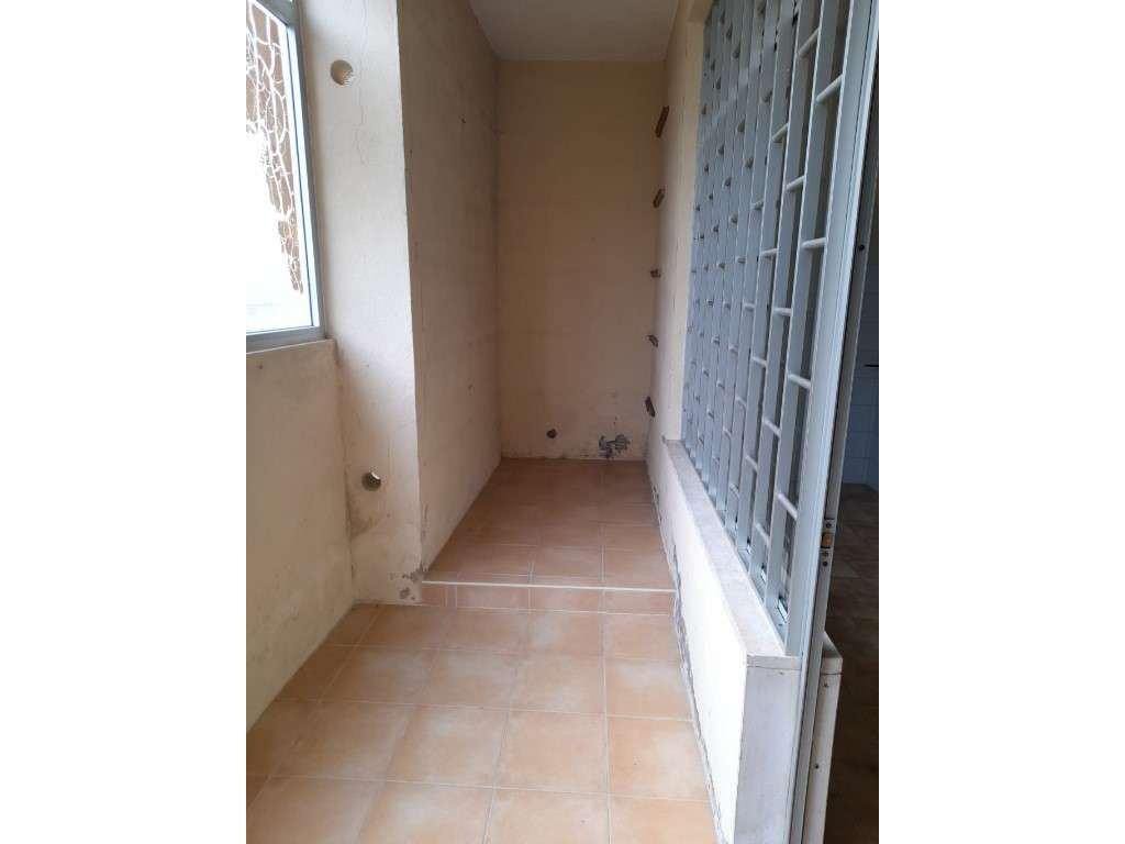 Espaço comercial em Amora - Grande imagem: 5/5