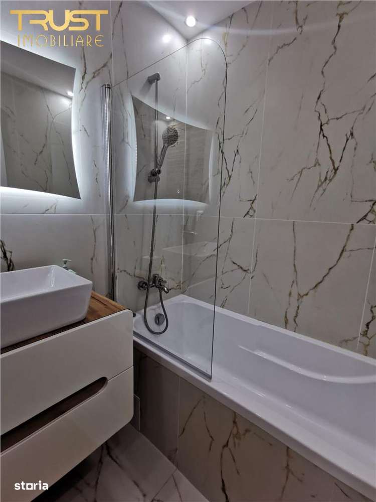 Apartament cu 2 camere I Ultrafinisat I Garaj I zona Vivo - Imagine principală: 4/10