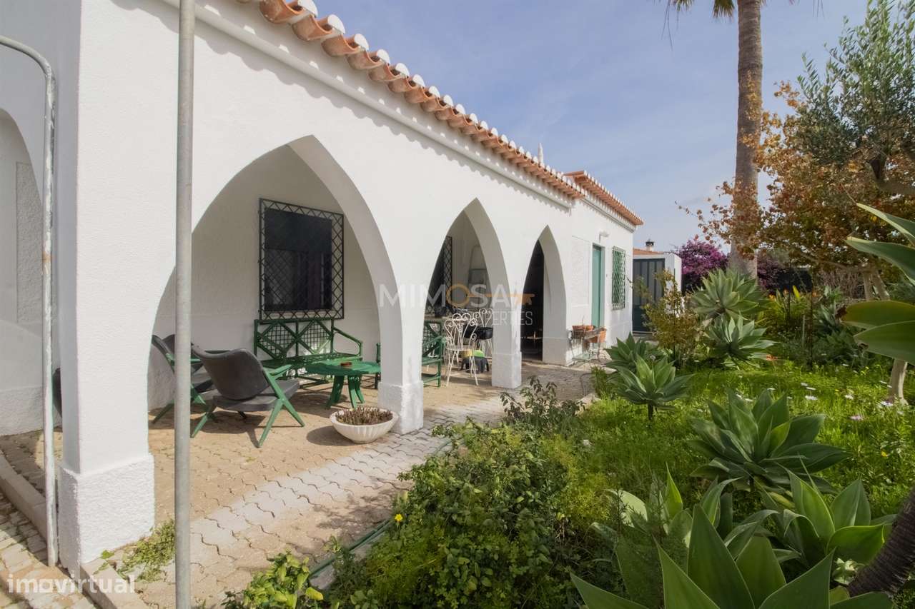 Moradia T3+2 com 3 Anexos Independentes em Alvor - Grande imagem: 2/59