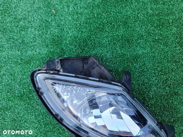 Halogen lampa przeciwmgielna prawa 2 żarówki Hyundai IX20 - 3