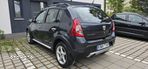 Dacia Sandero Stepway 1.6 - 4