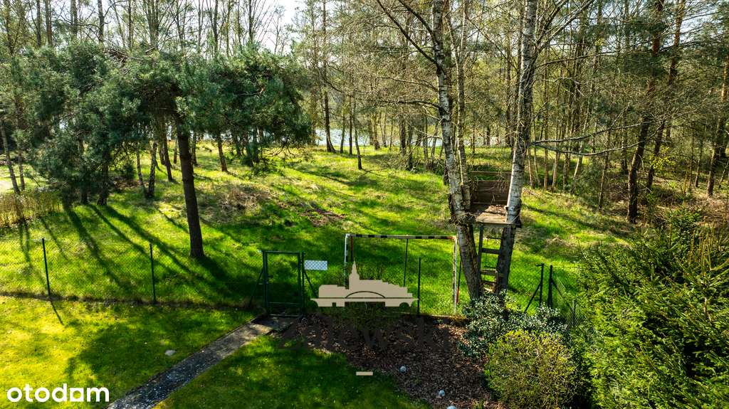 Dom  nad jeziorem w Rybakowie.-17