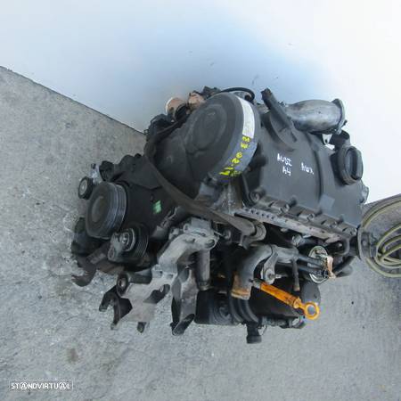 Motor Audi A4 1.9TDi Diesel AWX - 1