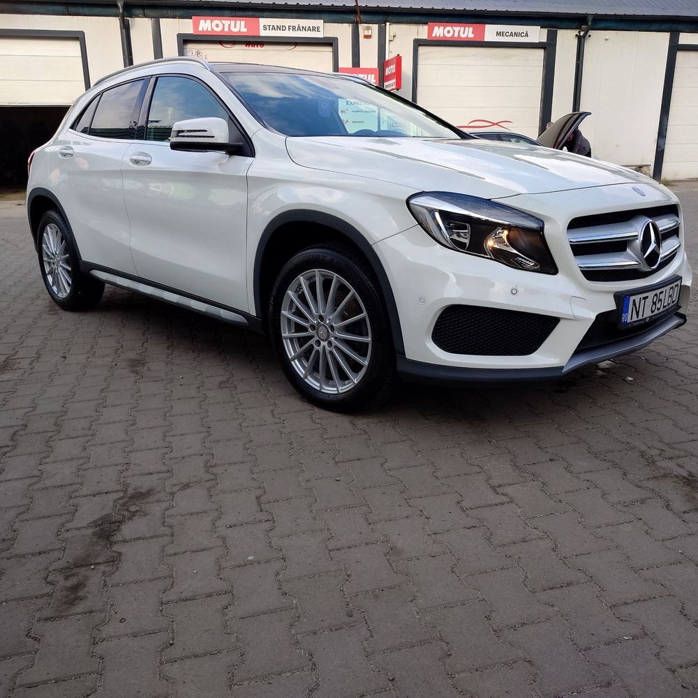 Mercedes-Benz GLA X156 [2013 - 2019] 220 CDI 4MATIC 7G-DCT AMG Line 2015