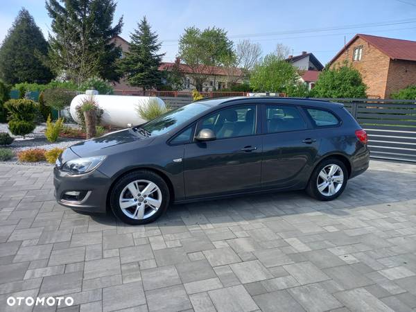 Opel Astra IV 1.7 CDTI Cosmo - 4