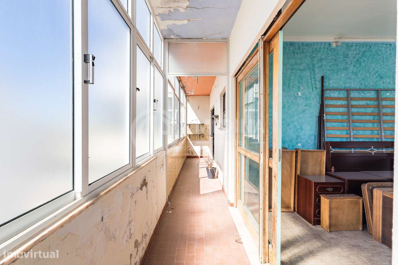 T3 com terraço Privativo em Portimão Vista Rio Arade - Com Garagem-14