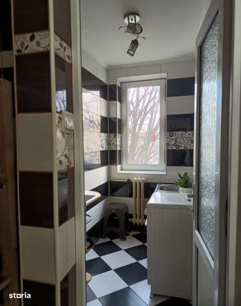 Garsoniera de închiriat peste drum de City - Imagine principală: 4/6