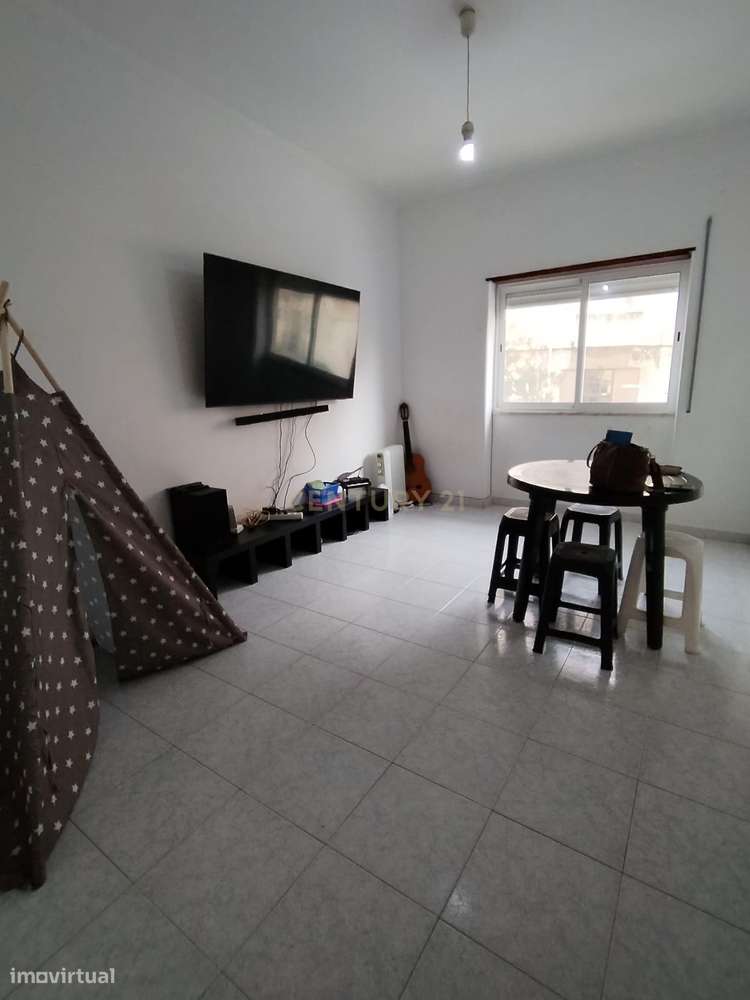 Oportunidade T1 no Alto do Seixalinho – Arrendado até Outubro de 2026-10