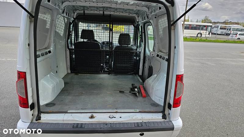 Ford Transit Connect - 12