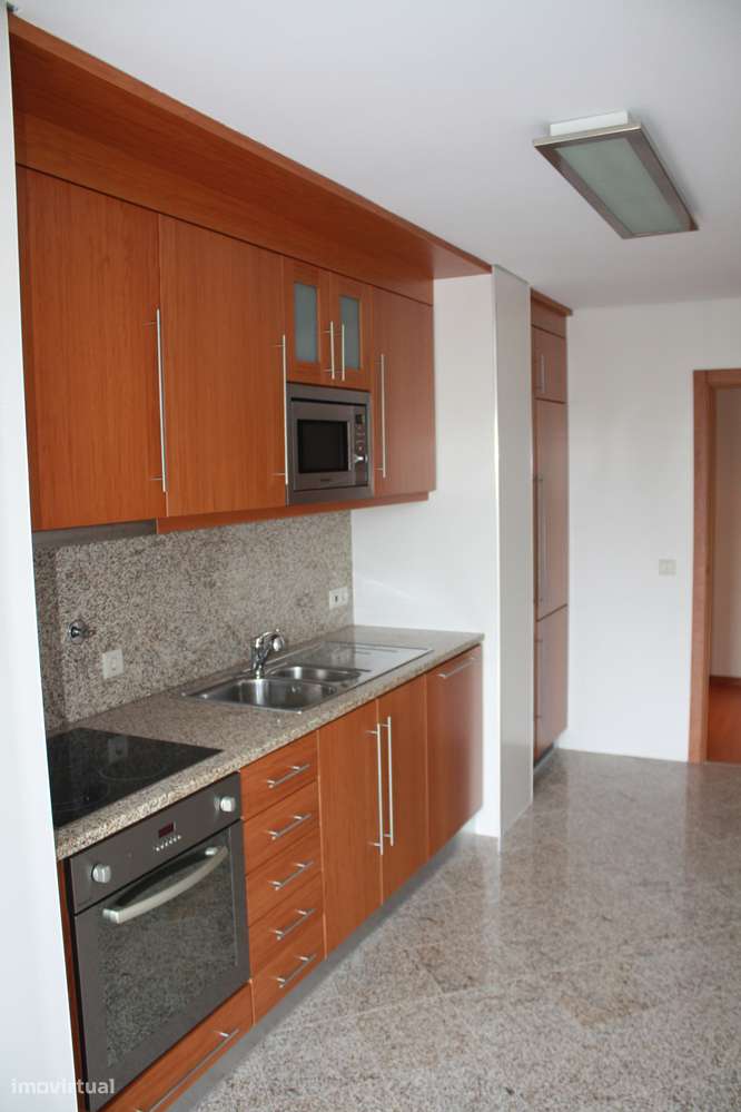 Apartamento T2 para alugar em Custoias - Grande imagem: 5/14