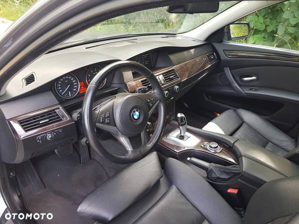 BMW Seria 5 530i xDrive Touring Edition Exclusive - 3