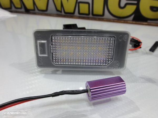 Suporte De Lâmpada De Matricula Com Led Branco Para Audi A1, A3, A4 B8, A5, A6, A7, Q3, Q5, Q7, TT, TTS, TTRS, Porsche Panamera 2010-, Seat Alhambra, Ibiza 6J SC/5-doors/ST 2008, Ateca, VW Sharan 7N, Touran GP2, Touareg 2, Tiguan, Polo, Golf 6, 7 Variant, Golf Plus, Jetta, Passat B6, B7, Skoda Fabia 5J, Superb 3T, Octavia (5E), Rapid  Yeti 5L. - 4