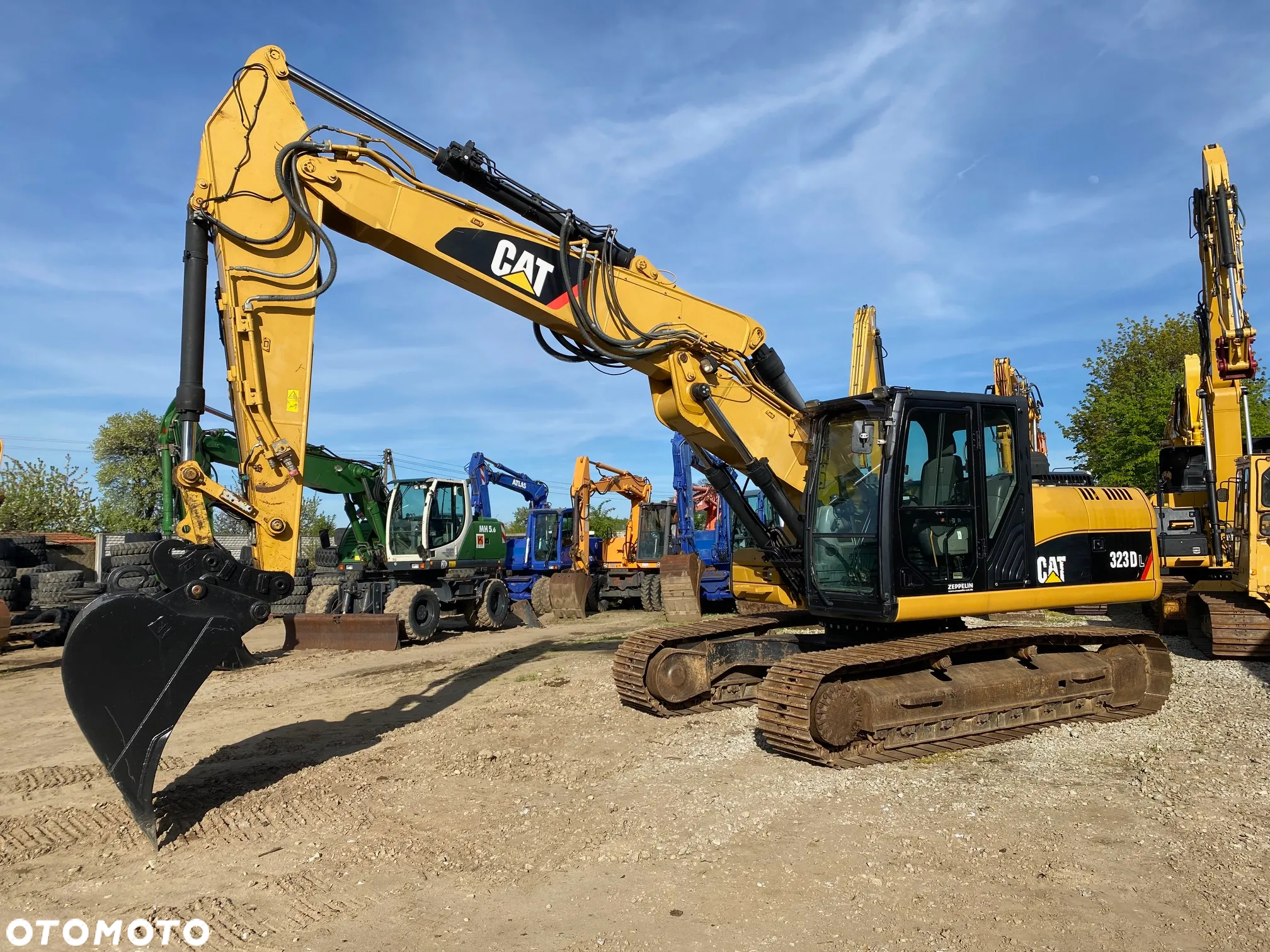 Caterpillar CAT 323 DL, 10900 MTH, RAMIĘ 3X ŁAMANE, Z NIEMIEC, - 2