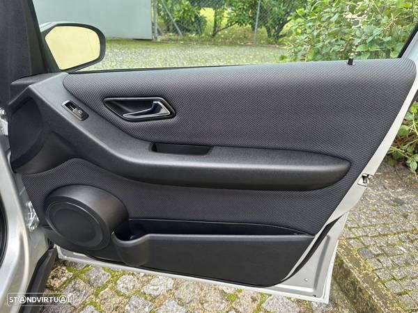 Mercedes-Benz A 160 CDi Elegance BlueEfficiency - 32