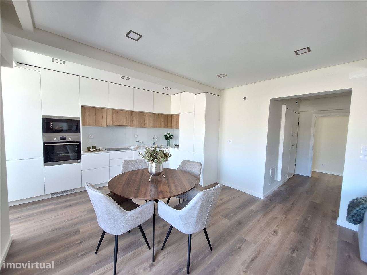 Apartamento T3 | Benfica, Bairro Sta. Cruz-2