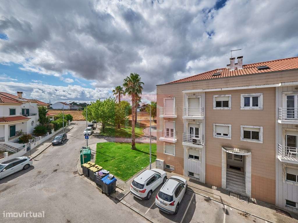 Apartamento duplex T2+3 em São Francisco.-16