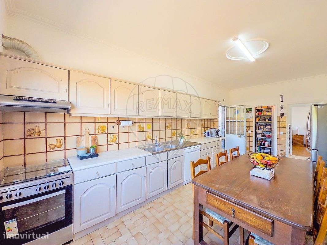 Moradia T5 para venda-24