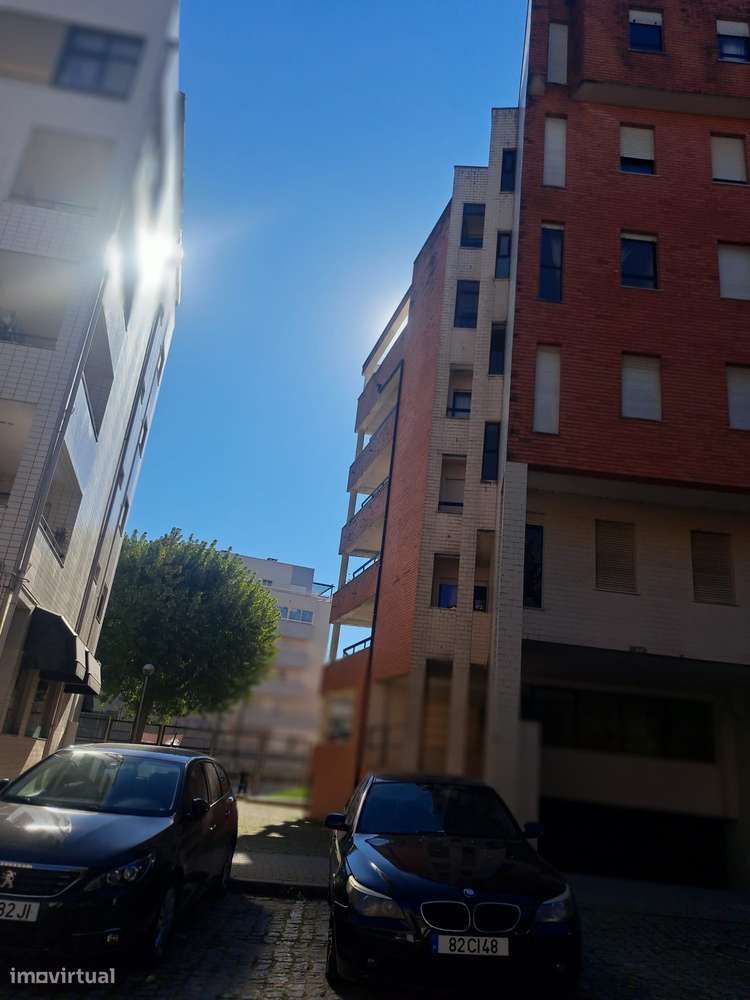 Apartamento T3 Com Garagem-3