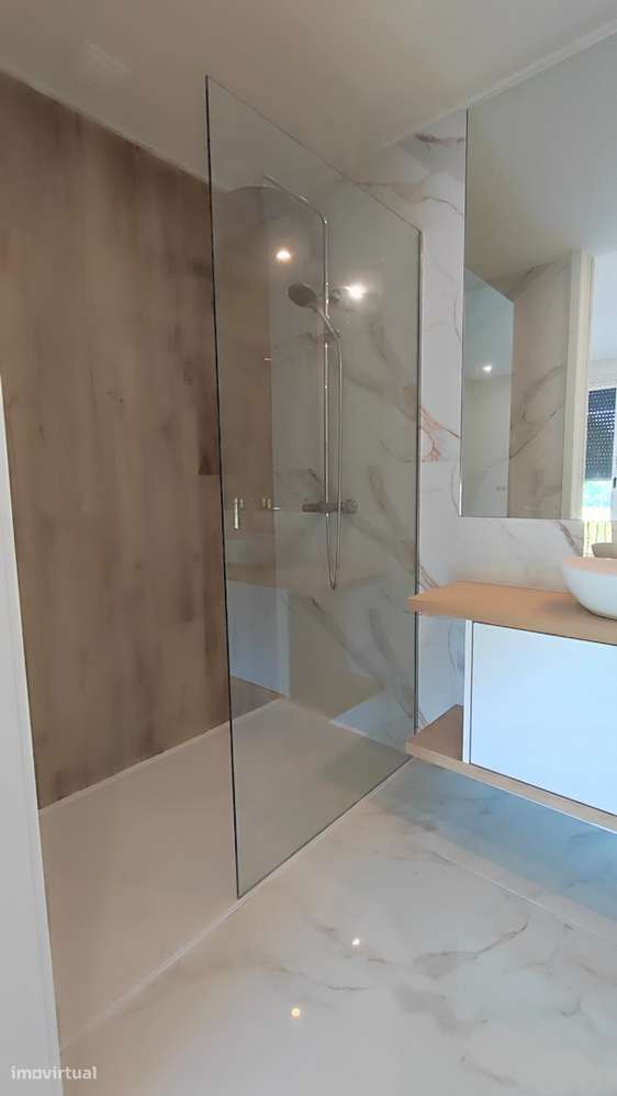 Moradia Geminada T4 - Pronta habitar-21