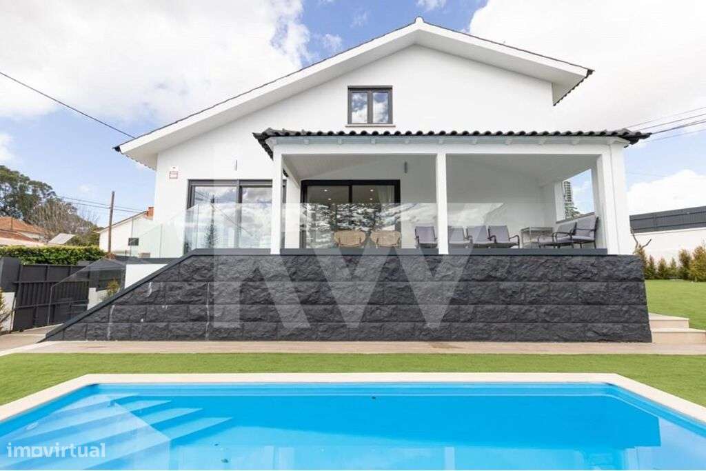 Deslumbrante moradia T5 em Albarraque com piscina e muito espaço de la - Grande imagem: 3/17