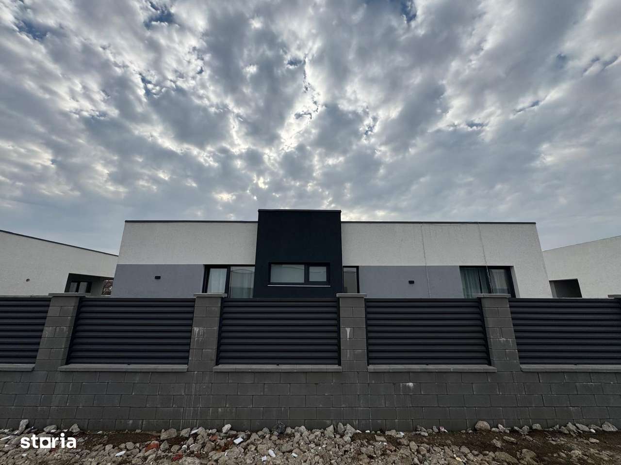 Complex Rezidential ~ Casa individuala ~ 4 camere 2 bai ~ teren 407 mp - Imagine principală: 3/4