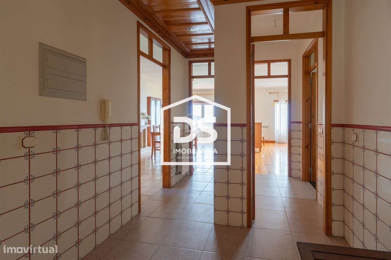 Exclusiva Propriedade Frente Mar com Piscina e Vista Panorâmica | Pare-22