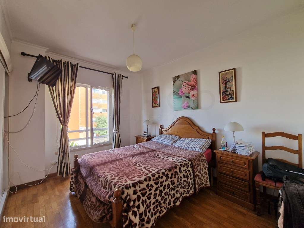 Vende-se T3 em Alfragide, Amadora-11