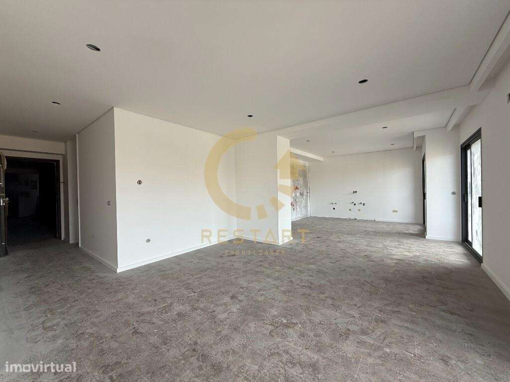 Apartamento T3 Novo c/ Piscina e Lugar Duplo Garagem em Canidelo - Grande imagem: 5/25