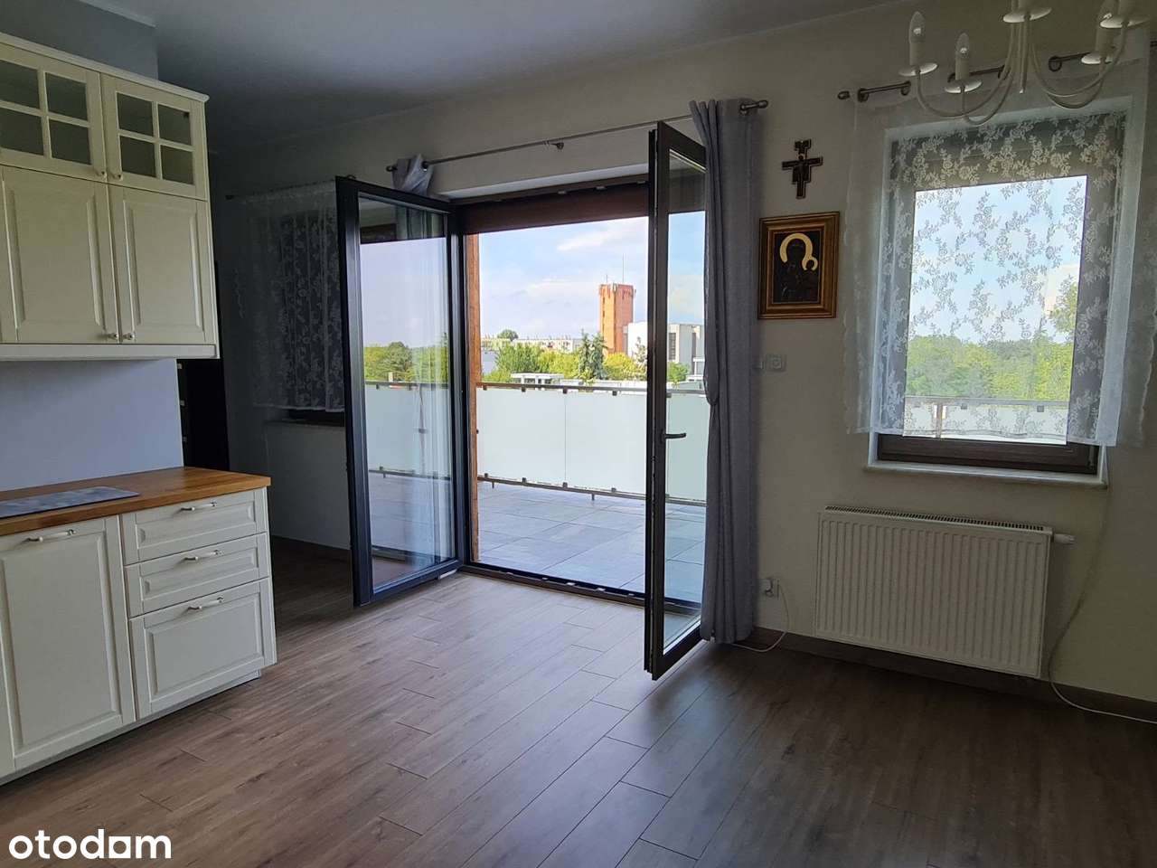 SPRZEDAJEMY NASZE UKOCHANE MIESZKANIE - Pełny obrazek: 5/20