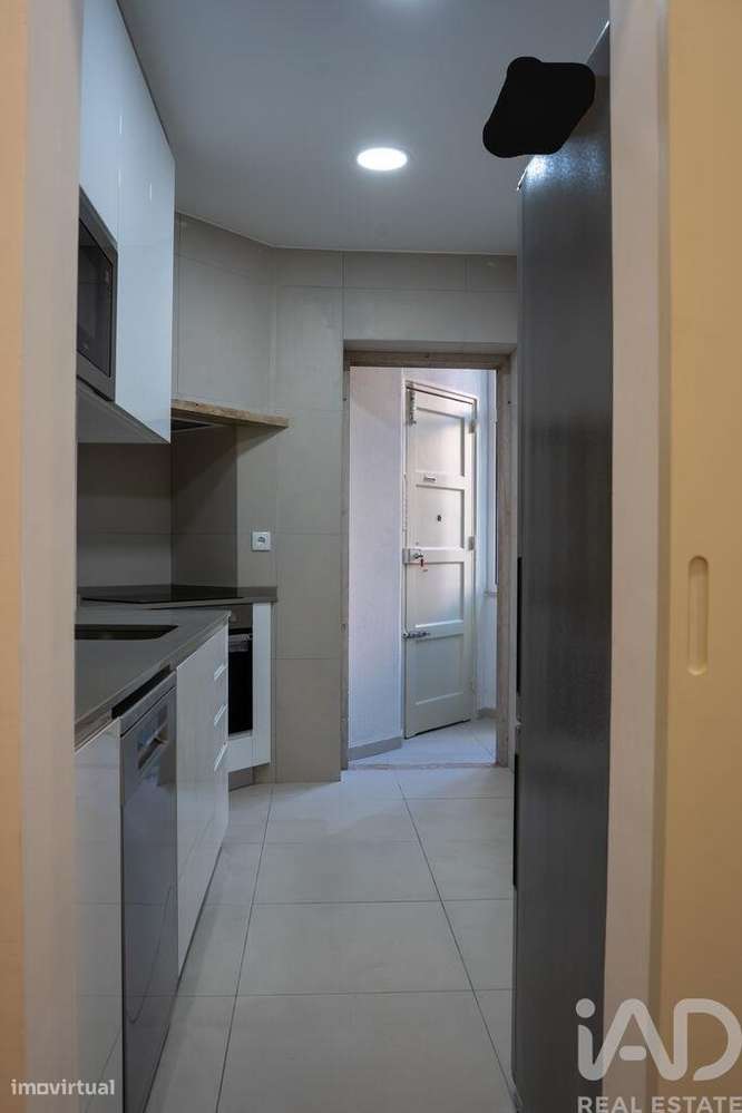 Apartamento T4 em Avenidas Novas de 104,00 m2 - Grande imagem: 5/18