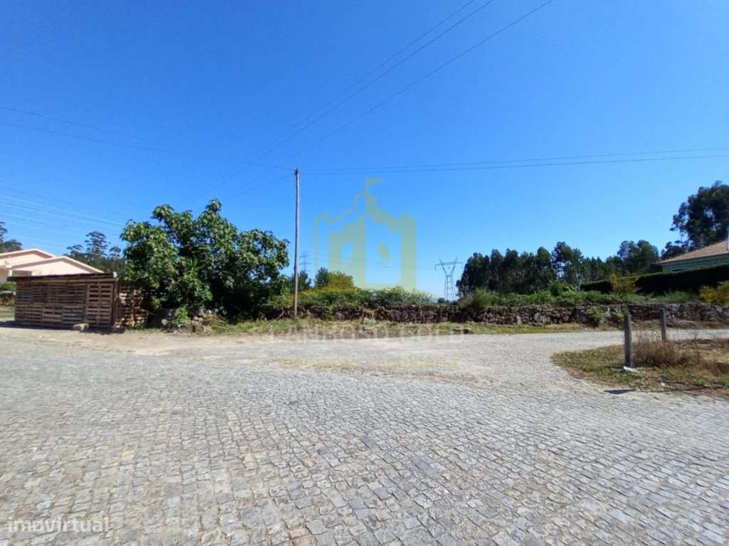 Terreno em Pedralva, Braga - Grande imagem: 4/11