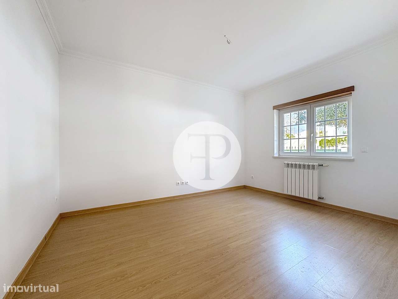 Moradia T5 com piscina no Nadadouro | 408 m² | Lote de 809 m²-17