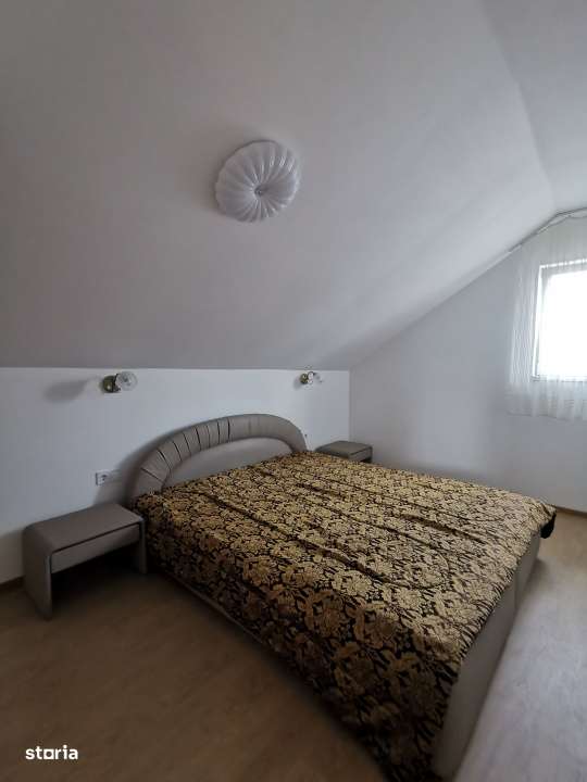 Casa individuala, complet renovata, pe Valea Draganului!-13