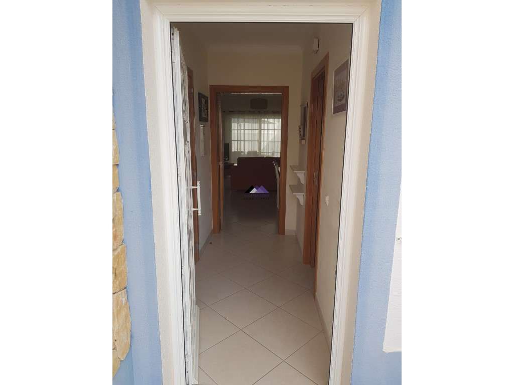 Moradia T3+1 com Estacionamento, Logradouro e Sótão - Grande imagem: 5/35