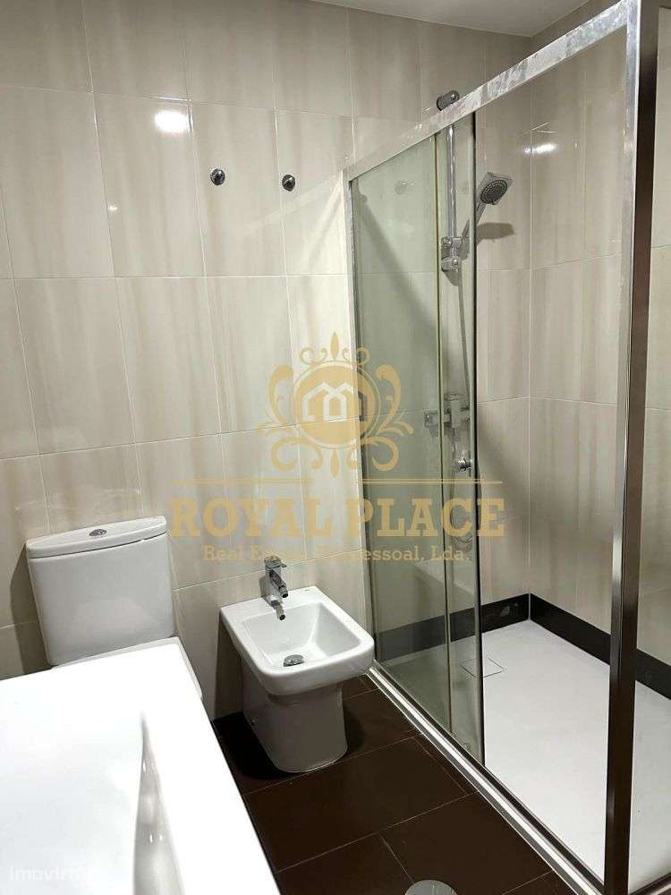 Moradia T4 em São Roque-6