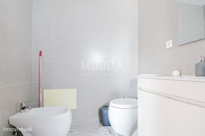 Moradia T3 no Furadouro com piscina-16