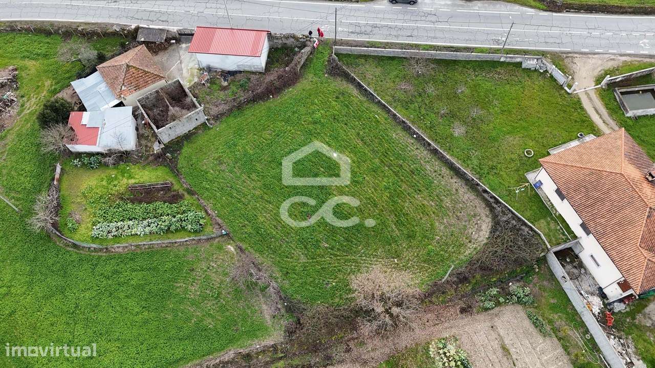 Terreno rústico com1040m2 em Chaves junto a Nacional 103 - Grande imagem: 4/8