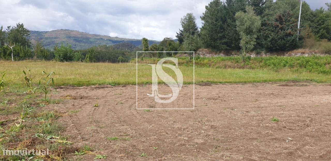 Moradia para Restaurar T3 Venda em Pinheiro,Vieira do Minho-7