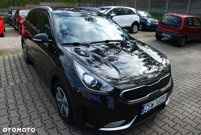 Kia Niro 1.6 GDI Hybrid Business Line - 8