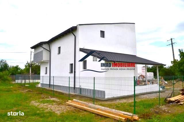 Vanzare Vila P+M in Targoviste, exterior nord zona deal.