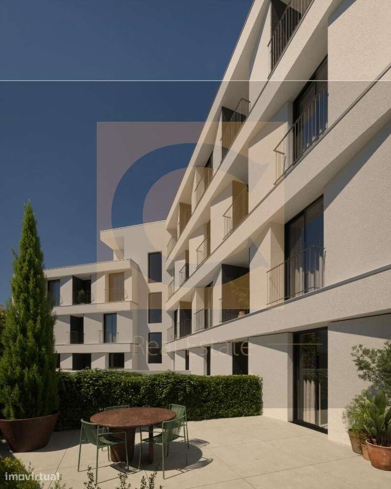 EXCELENTE APARTAMENTO - A 5 minutos do metro - COM TERRAÇO - Escritura-4